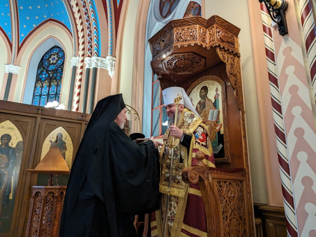 Σουηδίας Κλεόπας προς Κιέβου Επιφάνιο: “Προσευχόμαστε να συντμηθεί ο χρόνος της δοκιμασίας της πολύπαθης Ουκρανίας”