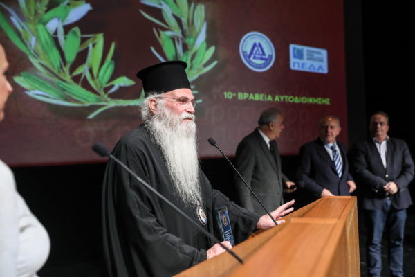 Μεσογαίας Νικόλαος: “Υπάρχω, όχι για να παίρνω. Υπάρχω για να δίνω, για να μοιράζομαι, για να προσφέρω” (ΒΙΝΤΕΟ)