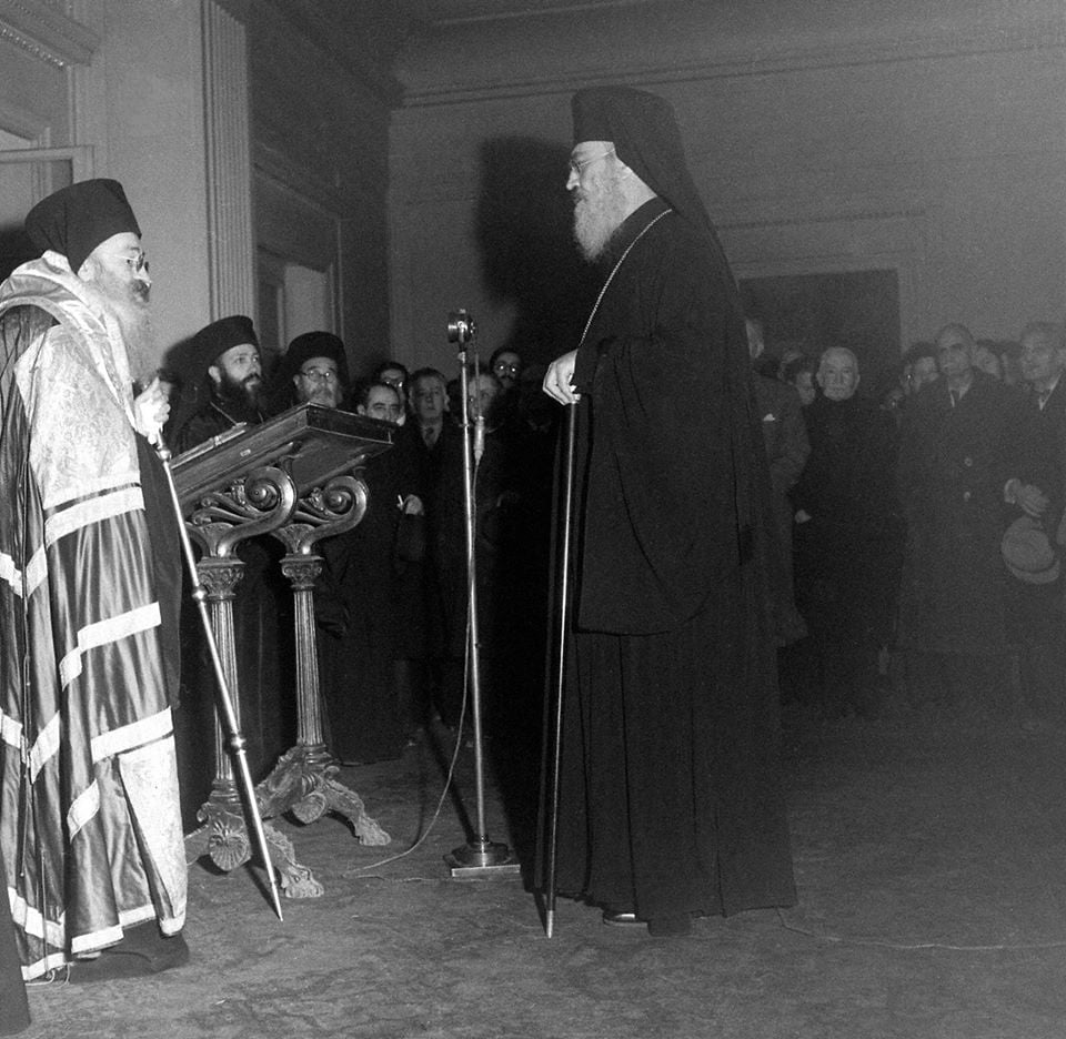 Σαν σήμερα το 1944: Ο Αρχιεπίσκοπος Δαμασκηνός αναλαμβάνει την Αντιβασιλεία