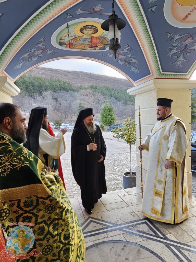 Архиерейска света Литургия по случай третия храмов празник на Кремиковския манастир