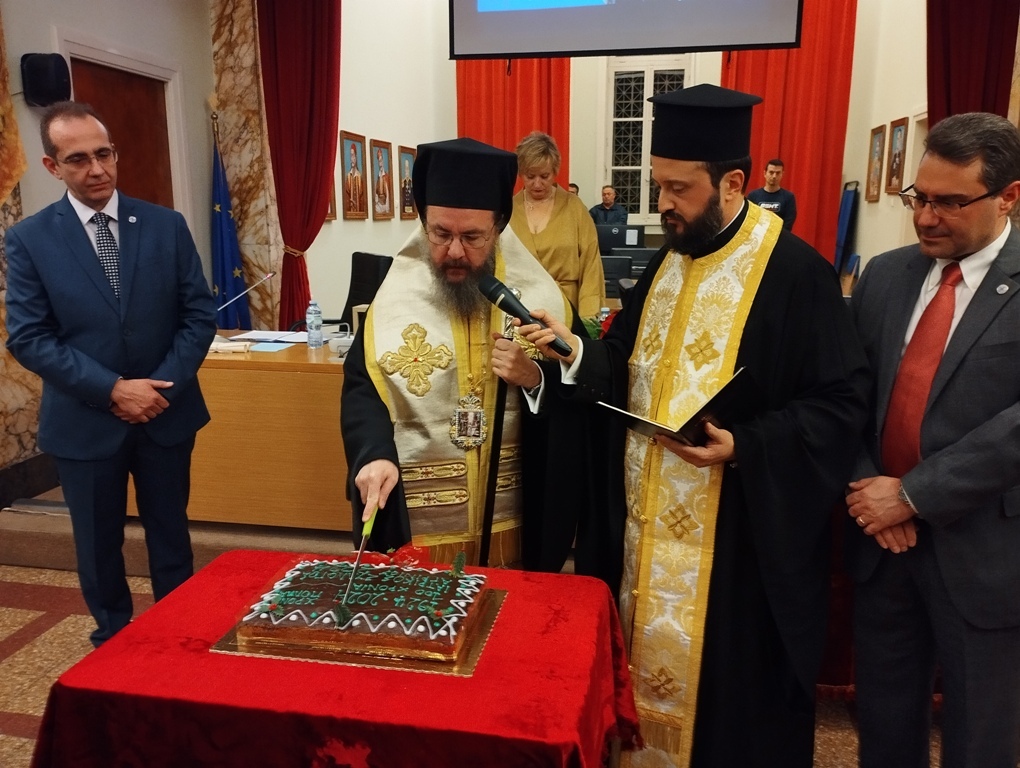 Ο Μητροπολίτης Αιτωλίας και Ακαρνανίας ευλόγησε Βασιλόπιτες στο Αγρίνιο και στο Μεσολόγγι