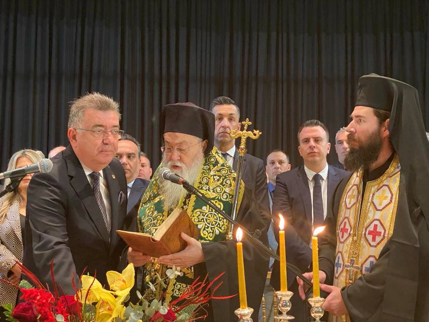 Ορκωμοσία νέας Δημοτικής Αρχής του Δήμου Κορινθίων από τον Μητροπολίτη Διονύσιο