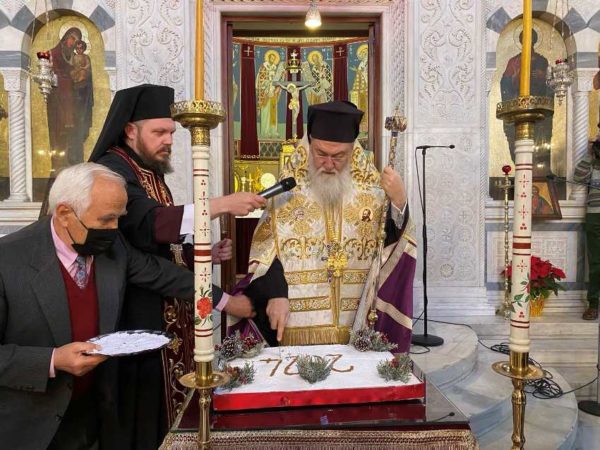 Η υποδοχή του Νέου Έτους στην Κόρινθο – Μητροπολίτης Διονύσιος: Ο πλούτος της ανθρωπιάς πηγάζει από τον πλούτο της Πίστης