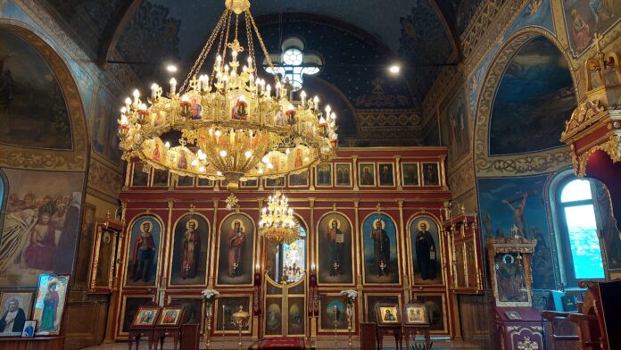 Асеновградският храм „Св. Атанасий“ чества храмовия си празник и 190 години от своето създаване