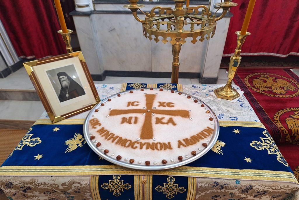 Ο Μαρωνείας Παντελεήμων τέλεσε επιμνημόσυνη δέηση για τον μακαριστό Μητροπολίτη Μαρεωνείας Τιμόθεο