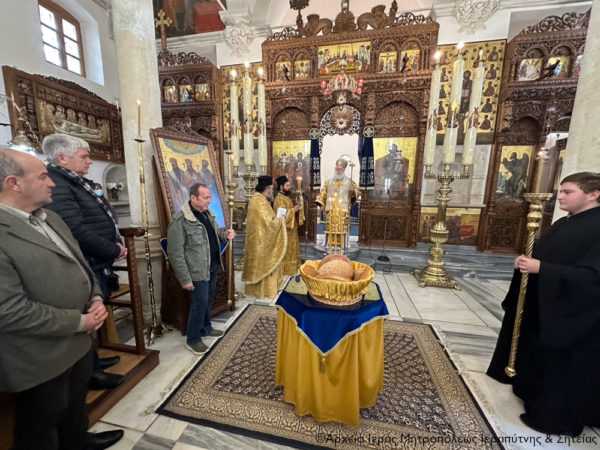 Η εορτή των Τριών Ιεραρχών στον Ιερό Μητροπολιτικό Ναό Αγίου Γεωργίου Ιεράπετρας
