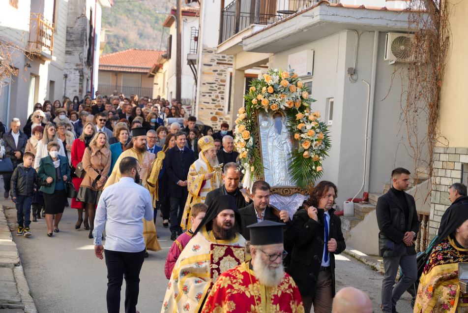 Λιτανεία της Εικόνας και του Ιερού Λειψάνου του Αγίου Βασιλείου στη Μεγάλη Παναγία