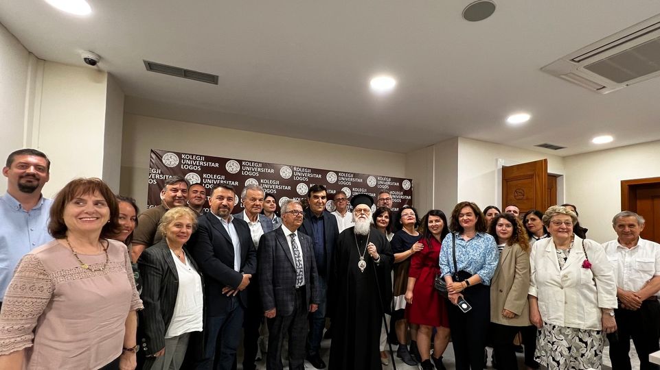 Më datë 22 Janar kremton emrin themeluesi dhe Presidenti i Fondacionit “LOGOS”, Kryepiskopi i Tiranës, Durrësit dhe Gjithë Shqipërisë, Anastasi.