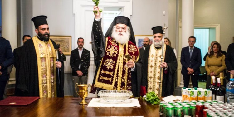البابا ثيودروس يبارك بالماء المقدس السفارةاليونانية في القاهرة