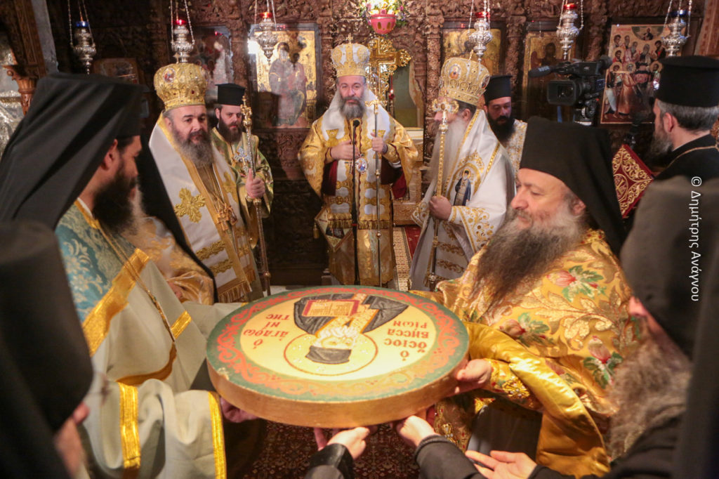 Πολυαρχιερατικό Συλλείτουργο για την εορτή του Οσίου Βησσαρίωνος του Αγαθωνίτου στον τόπο της ασκήσεως του