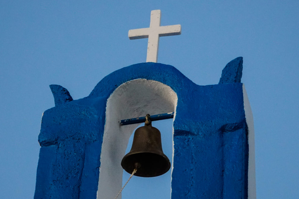 Τα δείγματα της δημόσιας διαβούλευσης και η δύναμη του άμβωνα – Γιατί η Εκκλησία λέει “όχι” στη σιωπή για το νομοσχέδιο του γάμου ομοφυλοφίλων