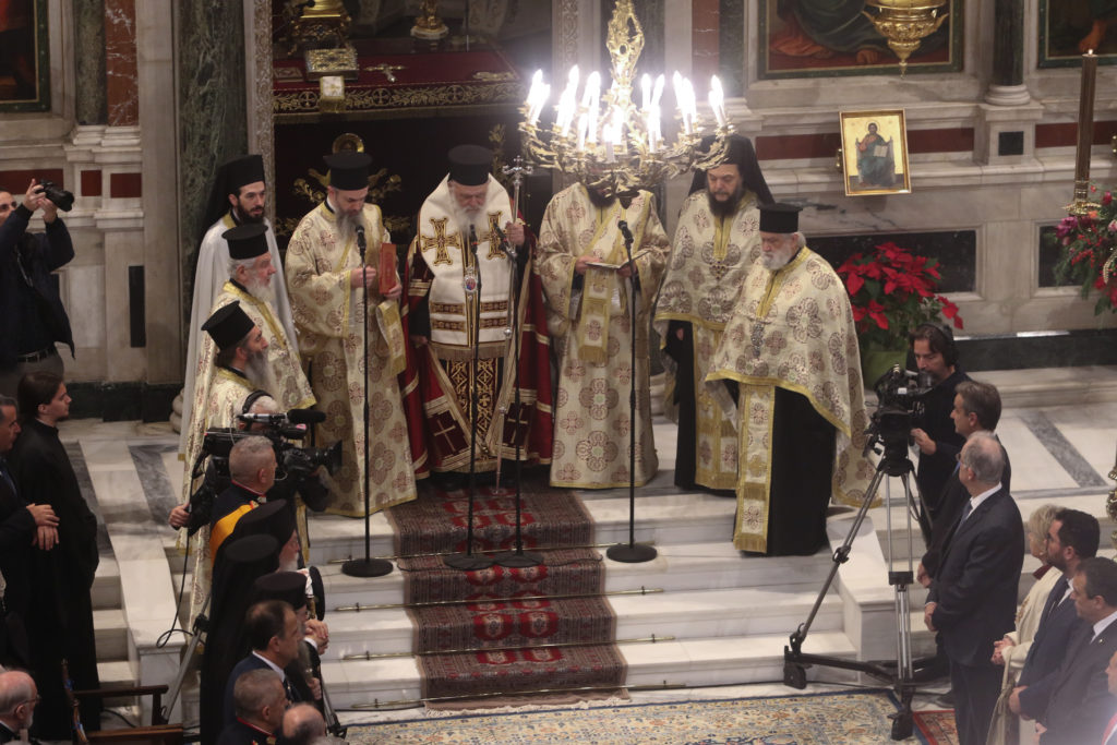 Αρχιεπίσκοπος Ιερώνυμος: Να ξεχάσουμε αυτά που μας χωρίζουν και να αγωνιστούμε για αυτά που μας ενώνουν – Δοξολογία για το νέο έτος