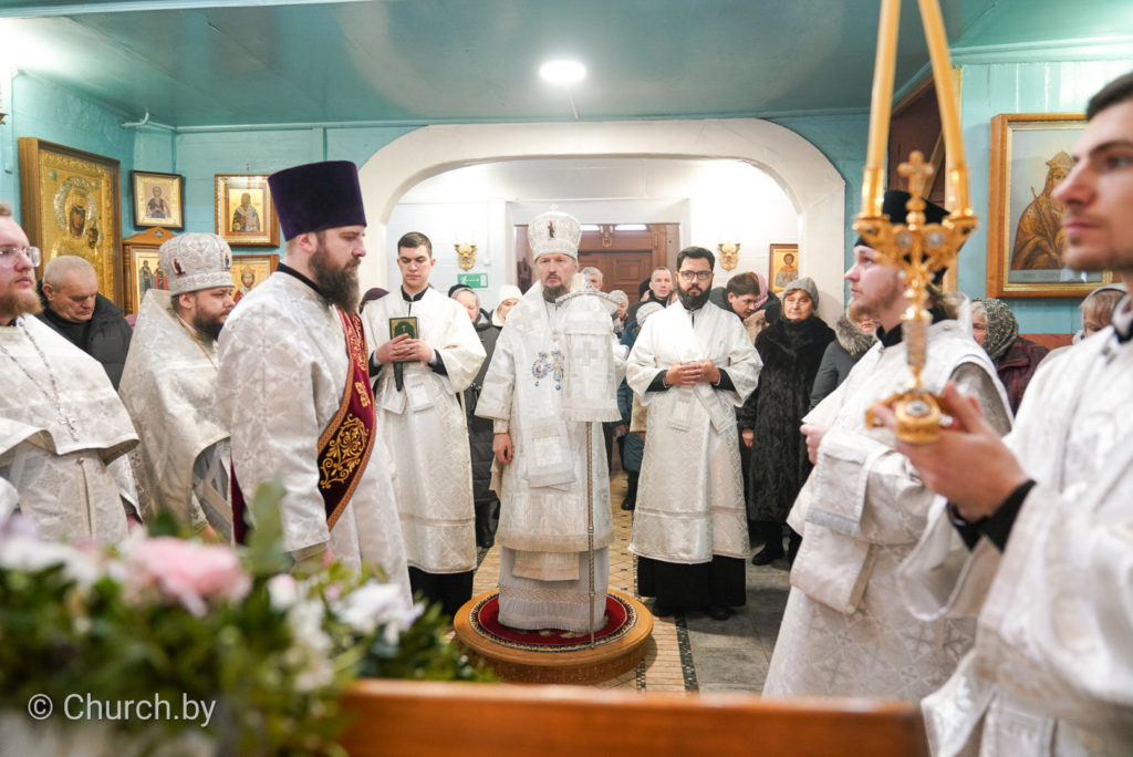 В праздник Обрезания Господня Патриарший экзарх всея Беларуси совершил Литургию в кафедральном соборе города Слуцка