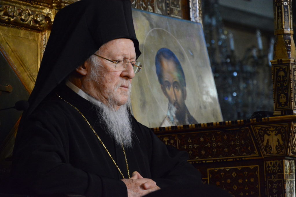 Συμπαράσταση Οικουμενικού Πατριάρχη στον Καθολικό Επίσκοπο στην Πόλη για τη φονική επίθεση σε ναό