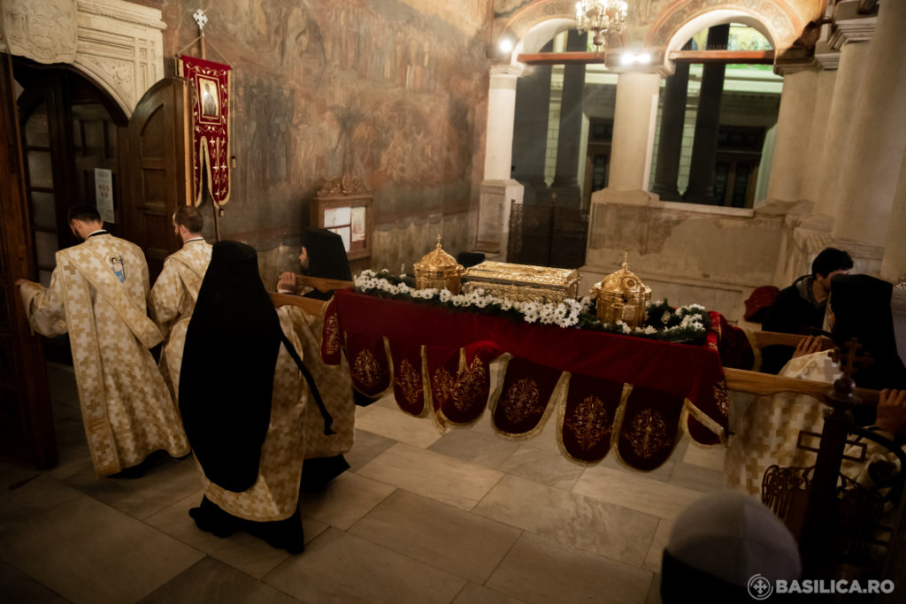 Moaștele Sfinților Trei Ierarhi, la Catedrala Patriarhală