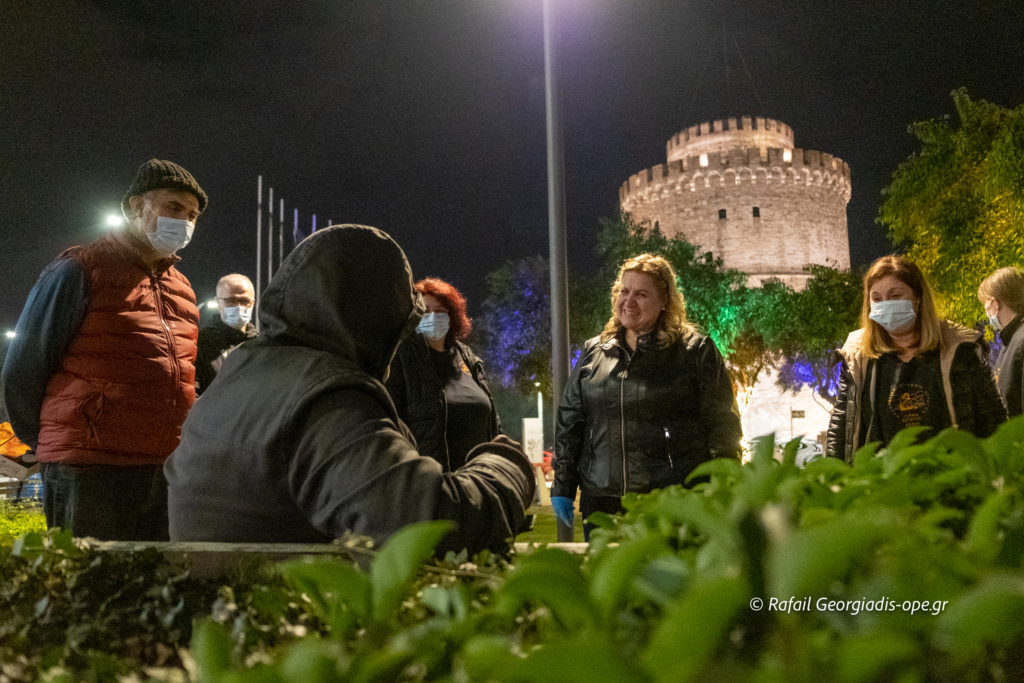 Πρωτοχρονιά αγάπης στη Θεσσαλονίκη – Οδοιπορικό του ope.gr στην κίνηση ζεστασιάς της “Εθελοντικής Διακονίας Αστέγων” (ΦΩΤΟ)
