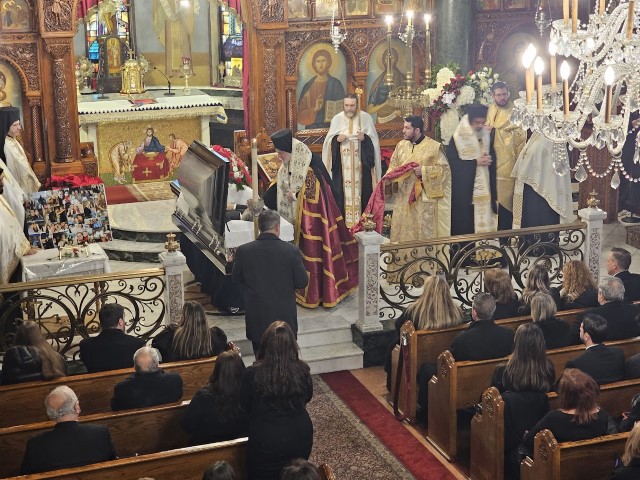 Ο Αρχιεπίσκοπος Αμερικής τέλεσε την Εξόδιο Ακολουθία του αειμνήστου Γεωργίου Σχοινάκη