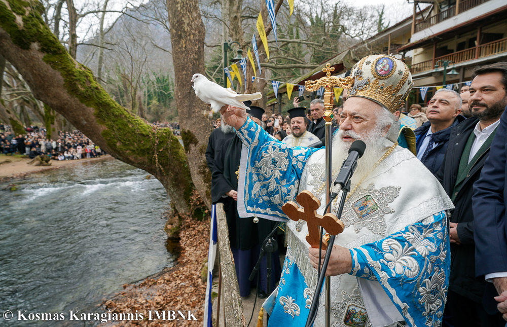 Καταδύσεις του Τιμίου Σταυρού στην ηρωική Νάουσα