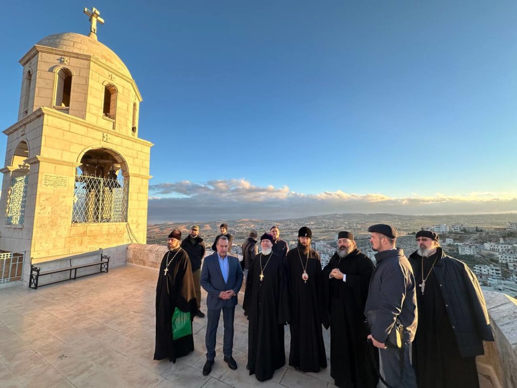 Председатель ОВЦС сослужил Антиохийскому Патриарху за Литургией на Подворье Русской Церкви в Дамаск