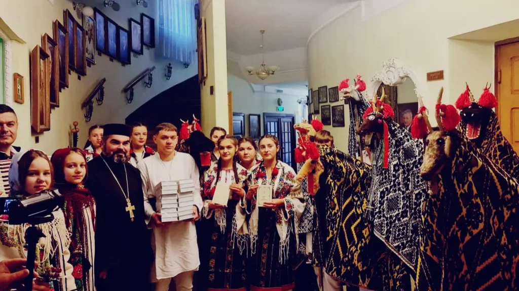 Cum au ajuns 8500 de cărți de rugăciune în limba maternă la românii din Cernăuți și Herța