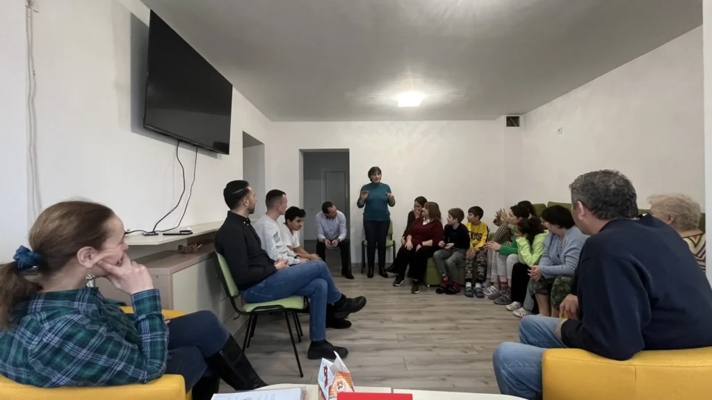 Filantropia Ortodoxă Alba Iulia își formează colaboratorii în pedagogie teatrală și storytelling