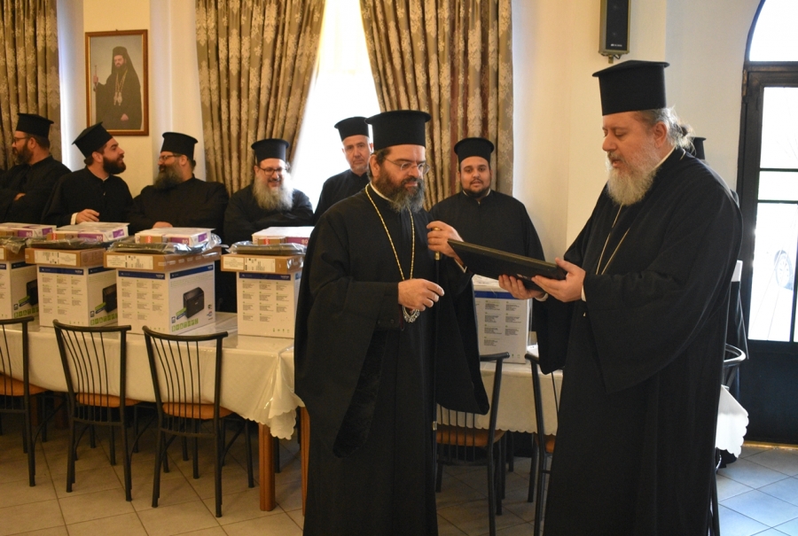 Ιερατική Σύναξη και παράδοση ψηφιακού κόμβου στην Ιερά Μητρόπολη Μαρωνείας