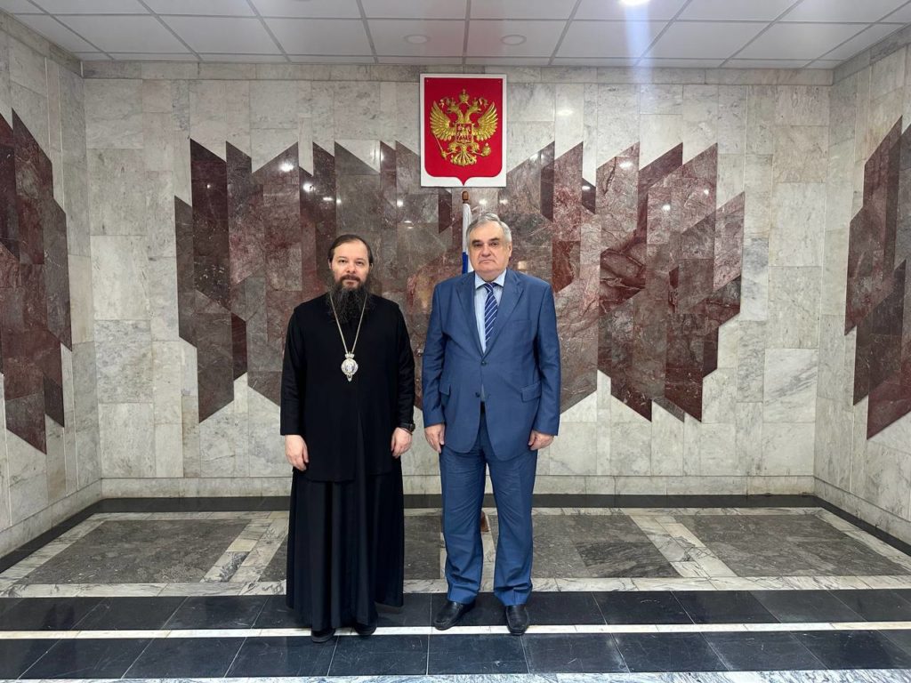 Епископ Джакартский Питирим встретился с послом РФ в Лаосе В.А. Калининым