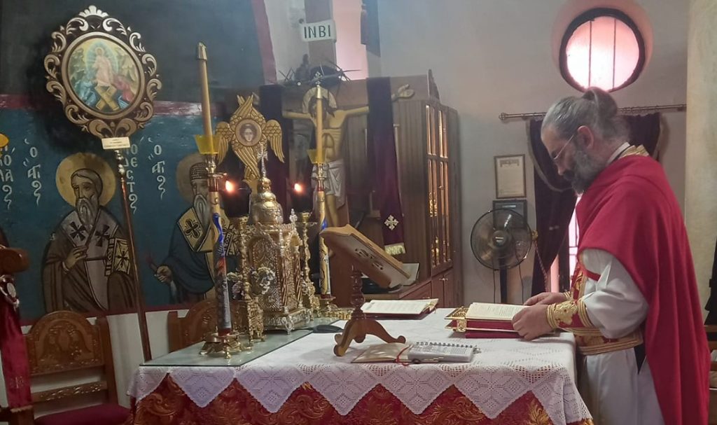 Το πρωί αστυνομικός, το βράδυ ιερέας – Η ιστορία του π. Αθανασίου Αντωνίου