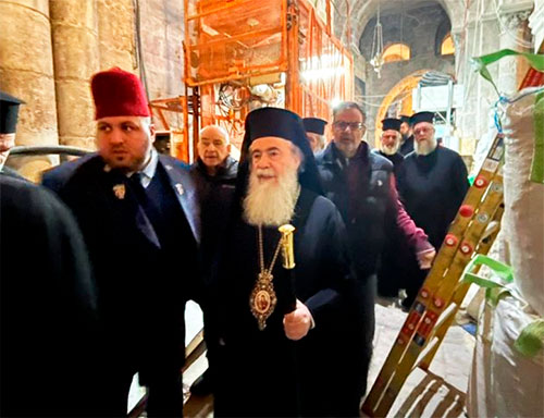 Новости Иерусалимский Патриарх ознакомился с ходом работ в храме Гроба Господня