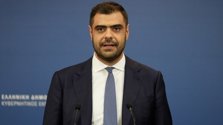 Κυβερνητικός Εκπρόσωπος για ομόφυλα ζευγάρια: Διαχρονικός ο σεβασμός στην Εκκλησία – Θα ακούσουμε τις απόψεις της