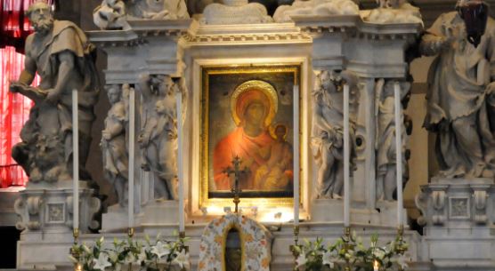 Ιερά Πανήγυρις της Παναγίας της Μεσοπαντήτισσας στο Ηράκλειο