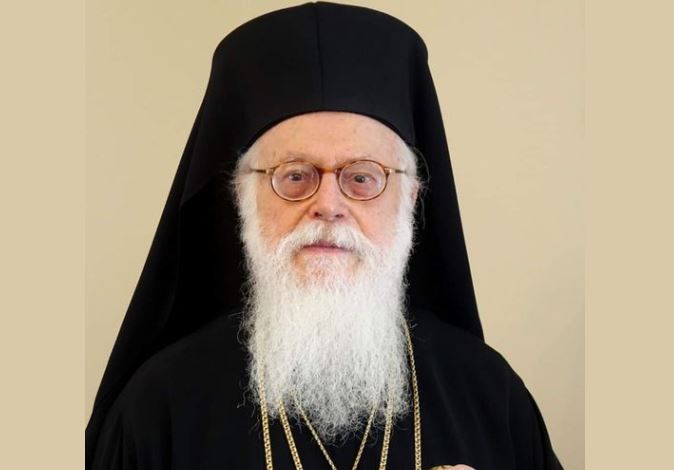 Më 22 janar, Kisha jonë kremton shën Anastas Persianin, emrin e të cilit mban Kryepiskopi i Tiranës, Durrësit dhe i Gjithë Shqipërisë, Fortlumturia e Tij, Imzot Anastasi.