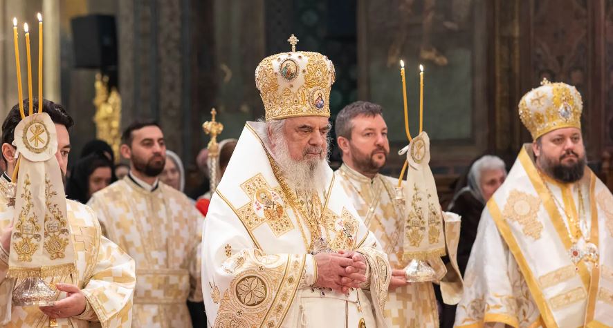 Patriarhul Daniel: Iisus Hristos este Lumina vieții veșnice. Predică la Duminica după Botezul Domnului (Text integral)