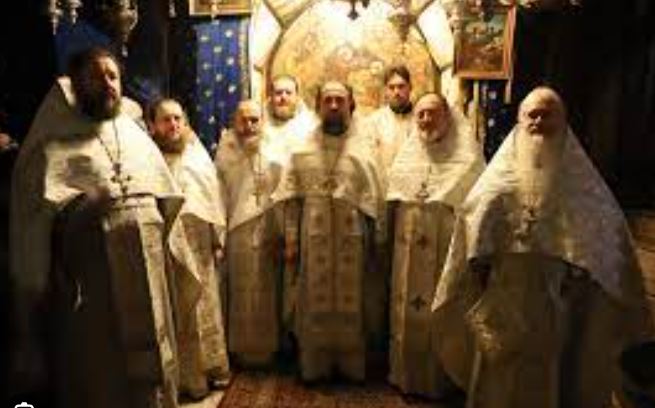 Духовенство Русской духовной миссии в Иерусалиме совершило Литургию в Вифлеемской пещере Рождества Христова