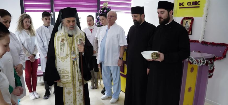 La începutul Anului omagial al pastorației și îngrijirii bolnavilor, IPS Casian a vizitat un centru medical din Galați