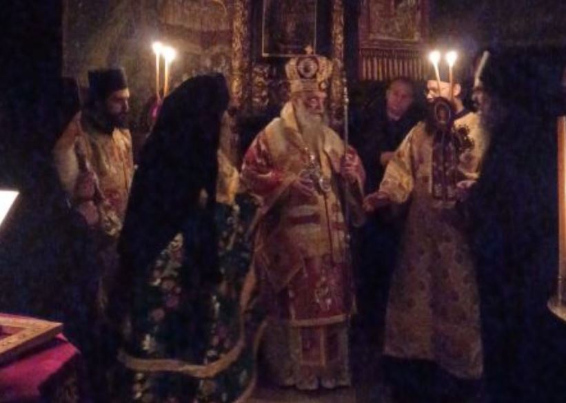 Χριστούγεννα στο Ναό του Πρωτάτου στο Άγιον Όρος – Δράμας Δωρόθεος: Η Παναγία του «Άξιον Εστίν», σκέπη, καταφυγή και αγαλλίαμα