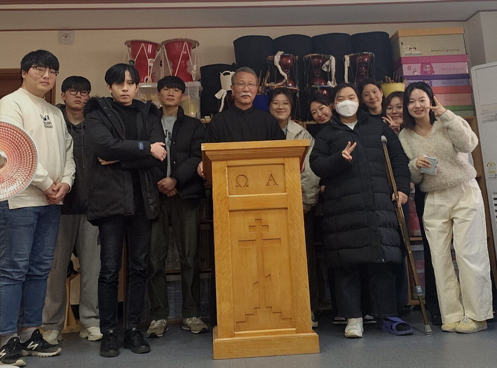 Ημερίδα νέων στον Ιερό Ναό του Ευαγγελισμού της Θεοτόκου στο Μπουσάν