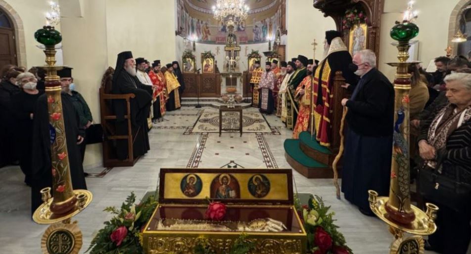 Πλήθος πιστών στην γενέτειρα του Οσίου Νικηφόρου – Μητροπολίτης Κισάμου: Ο θαυματουργός Όσιος να καταστεί άνοιξη στους χειμώνες της ζωής μας