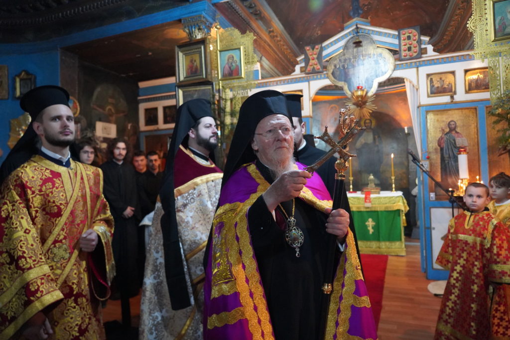 Ο Οικουμενικός Πατριάρχης συνεόρτασε τα Χριστούγεννα στη ρωσόφωνη παροικία της Πόλεως (ΒΙΝΤΕΟ)