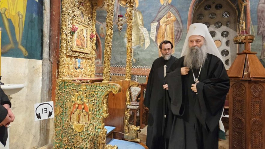 Στο Κοσσυφοπέδιο για τα Χριστούγεννα ο Πατριάρχης Σερβίας – Προσκύνησε την Παναγία του Πετς
