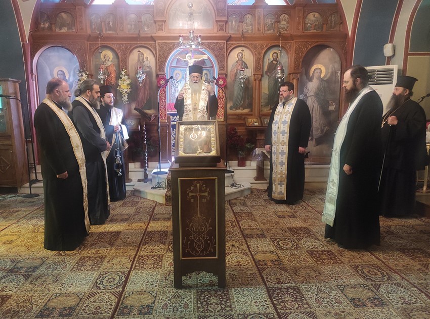 Ι.Μ. Κορίνθου: Τρισάγιο για τα θύματα του δυστυχήματος των Τεμπών – Έκκληση για προσευχή από τον Μητροπολίτη Διονύσιο