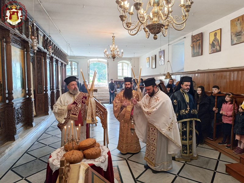 عيد القديسين معلمي المسكونة في البطريركية