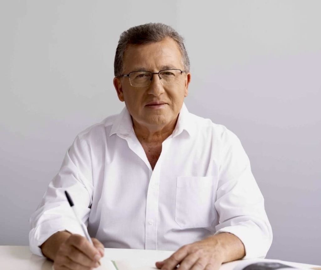 Ο Δήμαρχος Κατερίνης συγχαίρει τον Κατερινιώτη Μητροπολίτη Γέροντα Καισαρείας Θεοφύλακτο