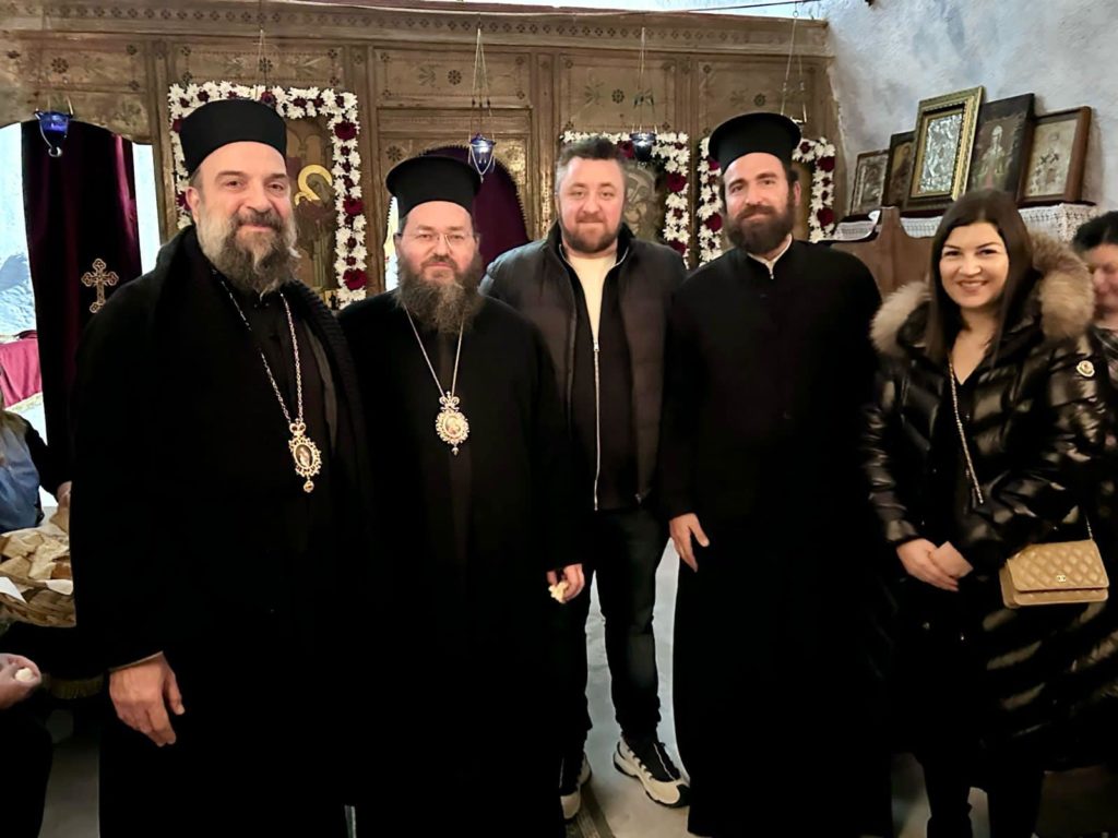 Ο Μητροπολίτης Θήρας στο πανηγύρι της Παναγίας της Σέργαινας στον Βόθωνα