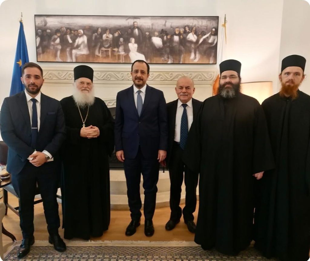 Τον Αρχιεπίσκοπο Γεώργιο και τον Πρόεδρο Νίκο Χριστοδουλίδη επισκέφθηκε ο Γέροντας Εφραίμ στη Λευκωσία