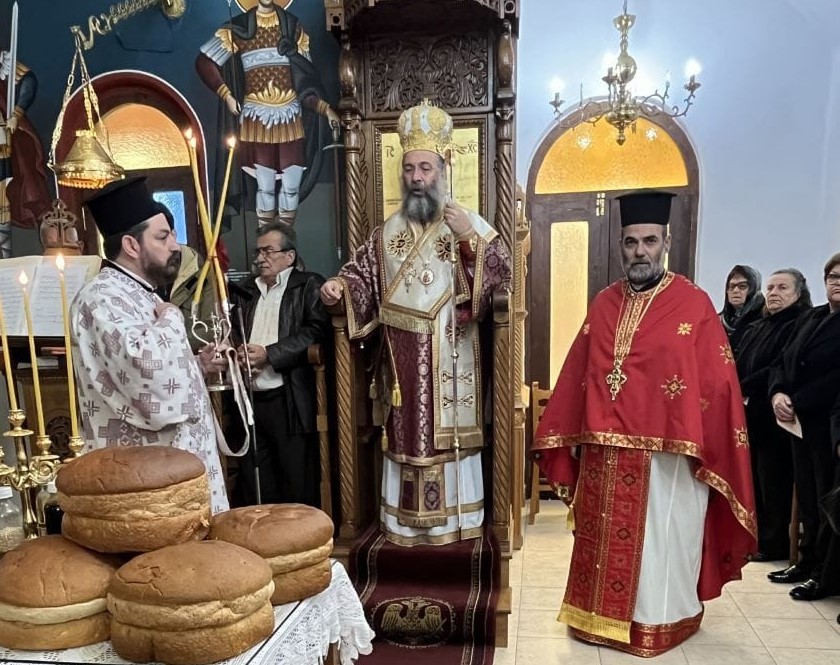 Ο Μητροπολίτης Ρεθύμνης στον Ιερό Ναό Αγίου Νεκταρίου Τσεσμέ