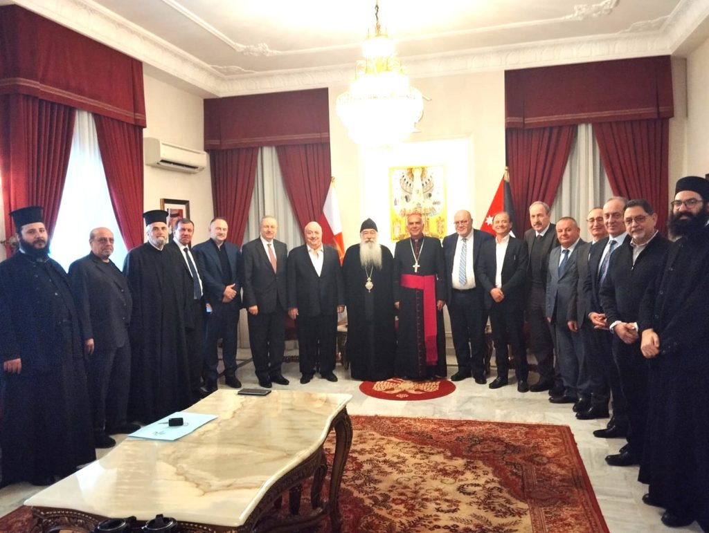 زيارةٌ وداعيَةٌ للمطران جمال دعيبس