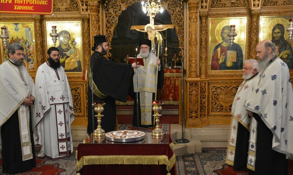 Μνημόσυνο για το σιδηροδρομικό δυστύχημα των Τεμπών από τον Μητροπολίτη Ξάνθης