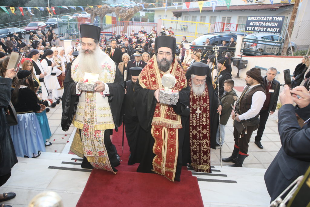 Ιερά Λείψανα της Αγίας Μάρτυρος Σοφίας και της Οσίας Σοφίας της εν Κλεισούρα στη Λαμία