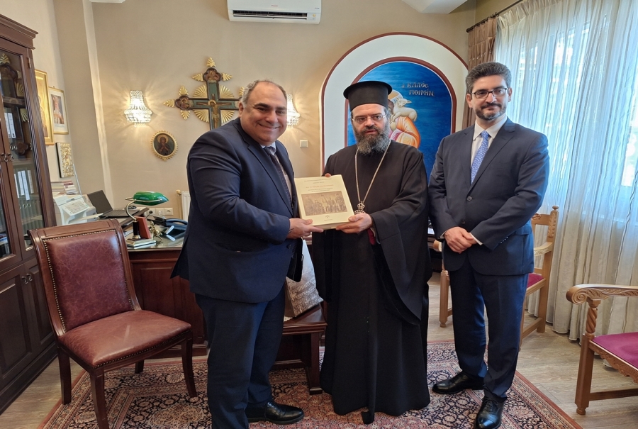 Επίσκεψη του Πρέσβη και του Γενικού Προξένου της Κύπρου στην Ιερά Μητρόπολη Μαρωνείας